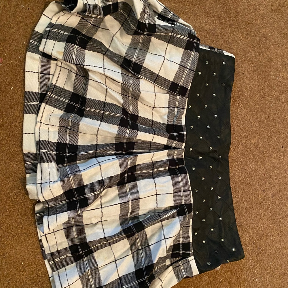 Justice plaid skirt size 18
